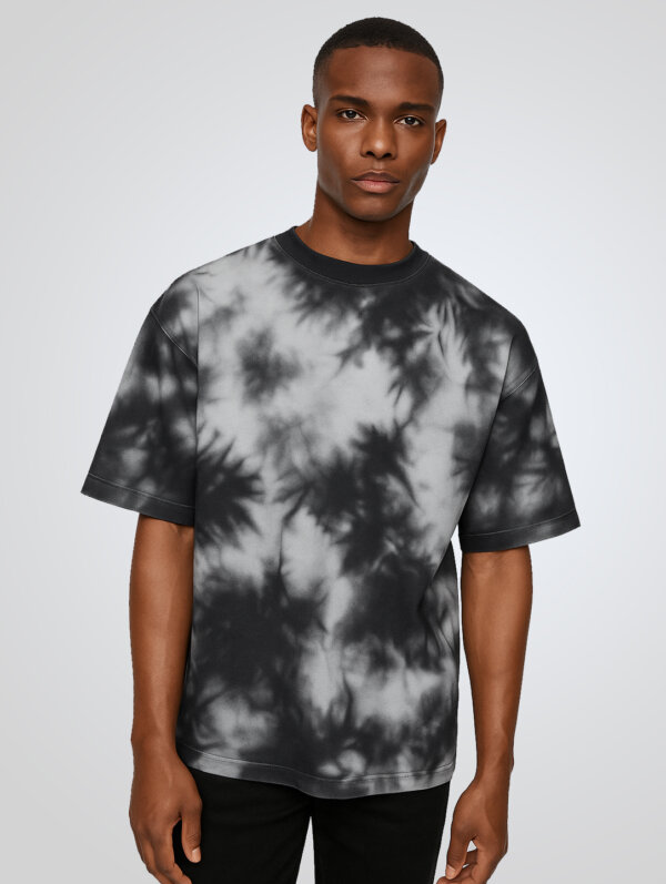 Black-White-Tie-Dye-Oversized-T-Shirt-2